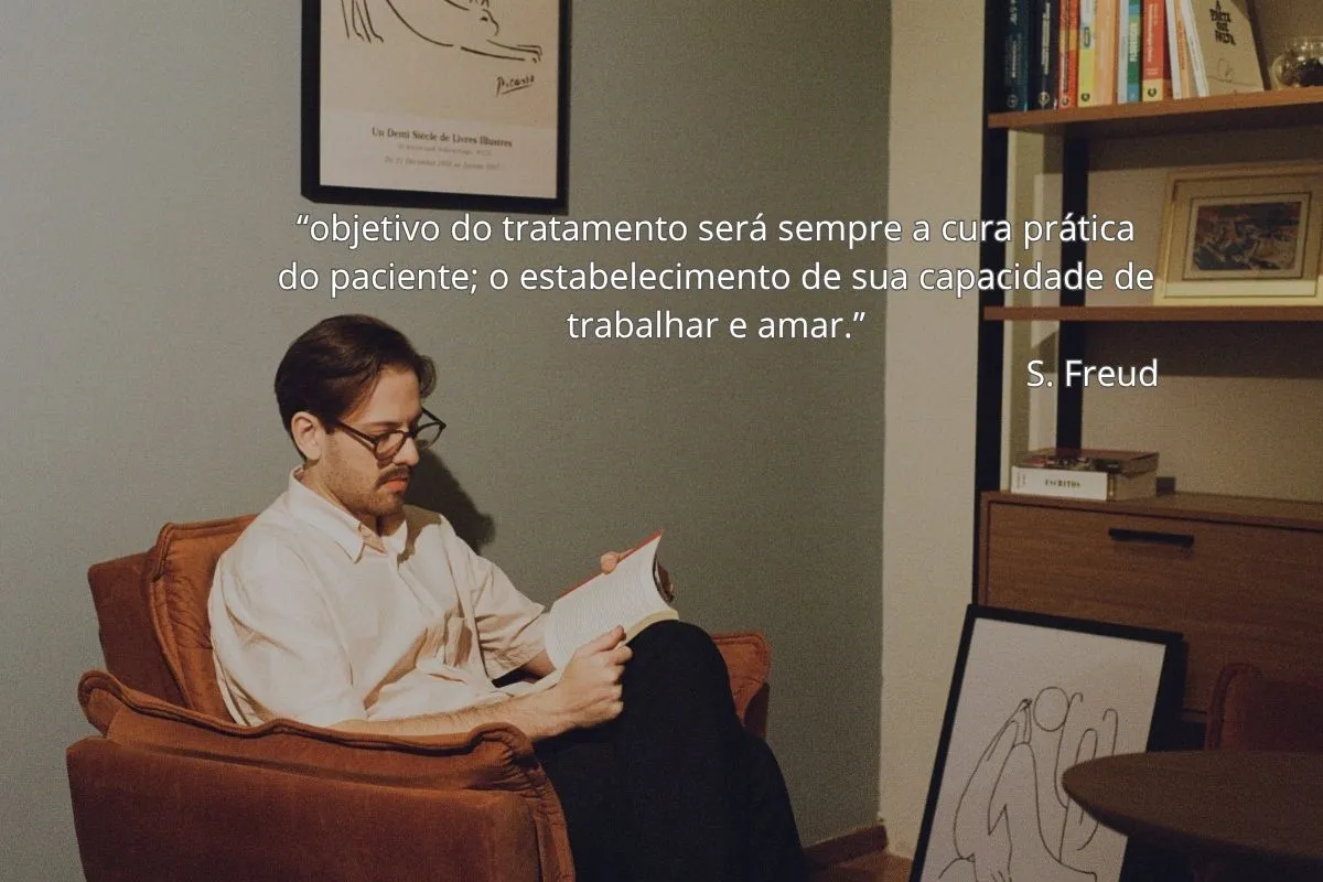 Foto destaque Caio Herscovici Martines lendo